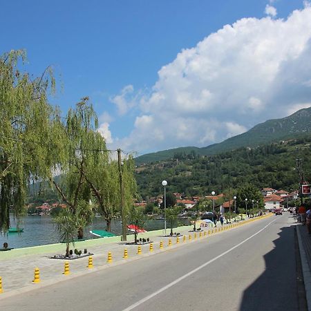 Ferienwohnung Pension Lale Peštani Exterior foto